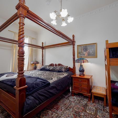 Otira Stagecoach Hotel מראה חיצוני תמונה