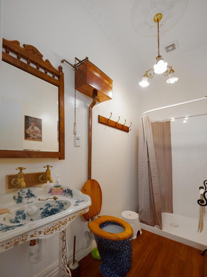 Otira Stagecoach Hotel מראה חיצוני תמונה